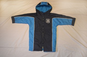 queen-parka-natacion-universal-02